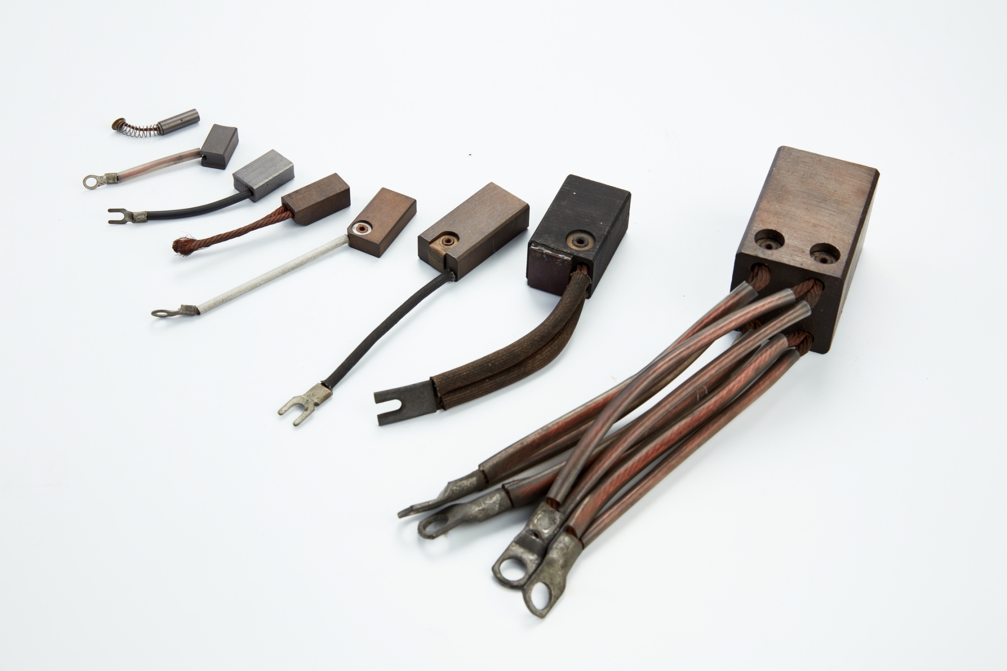 Carbon brushes for motors-向尚碳精